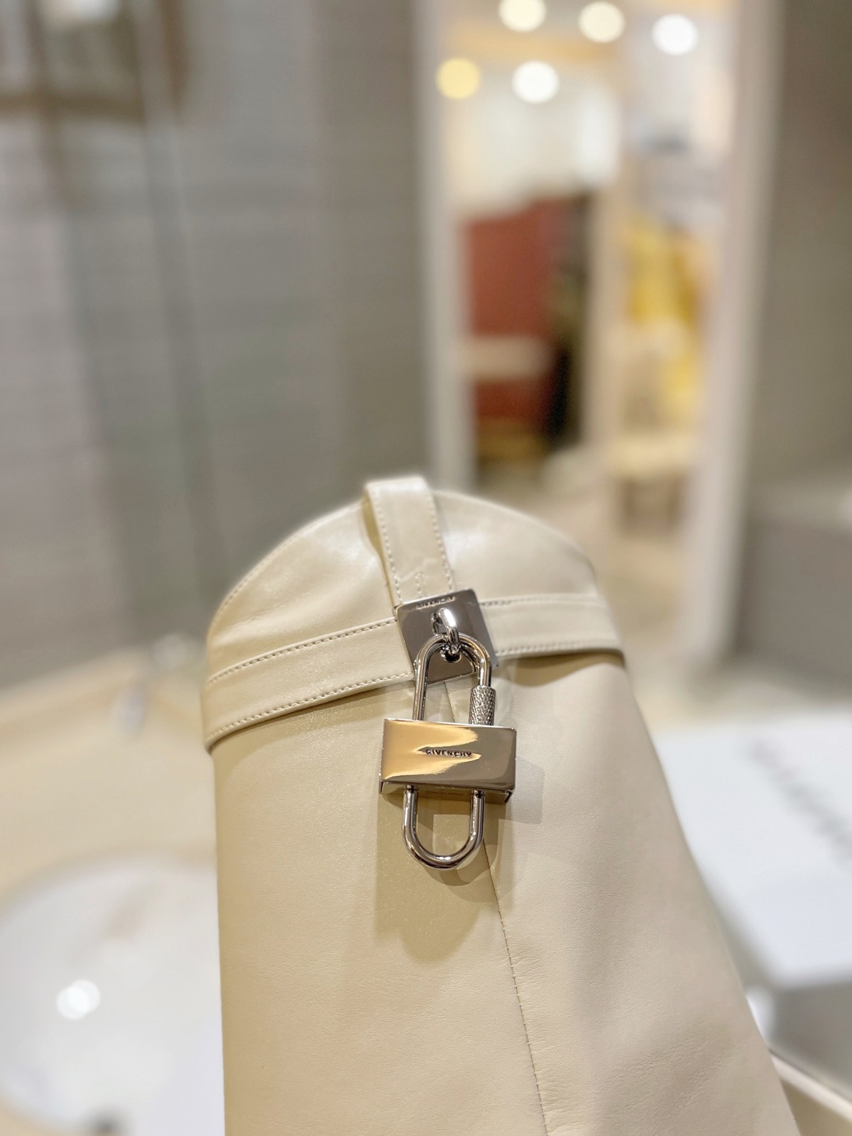 108 51123153 SIZE 35-42
