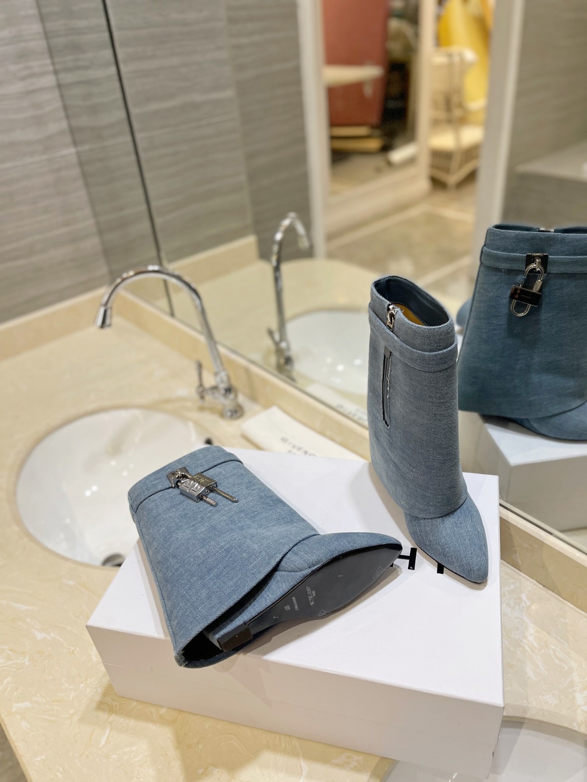 104 56123164 SIZE 35-42