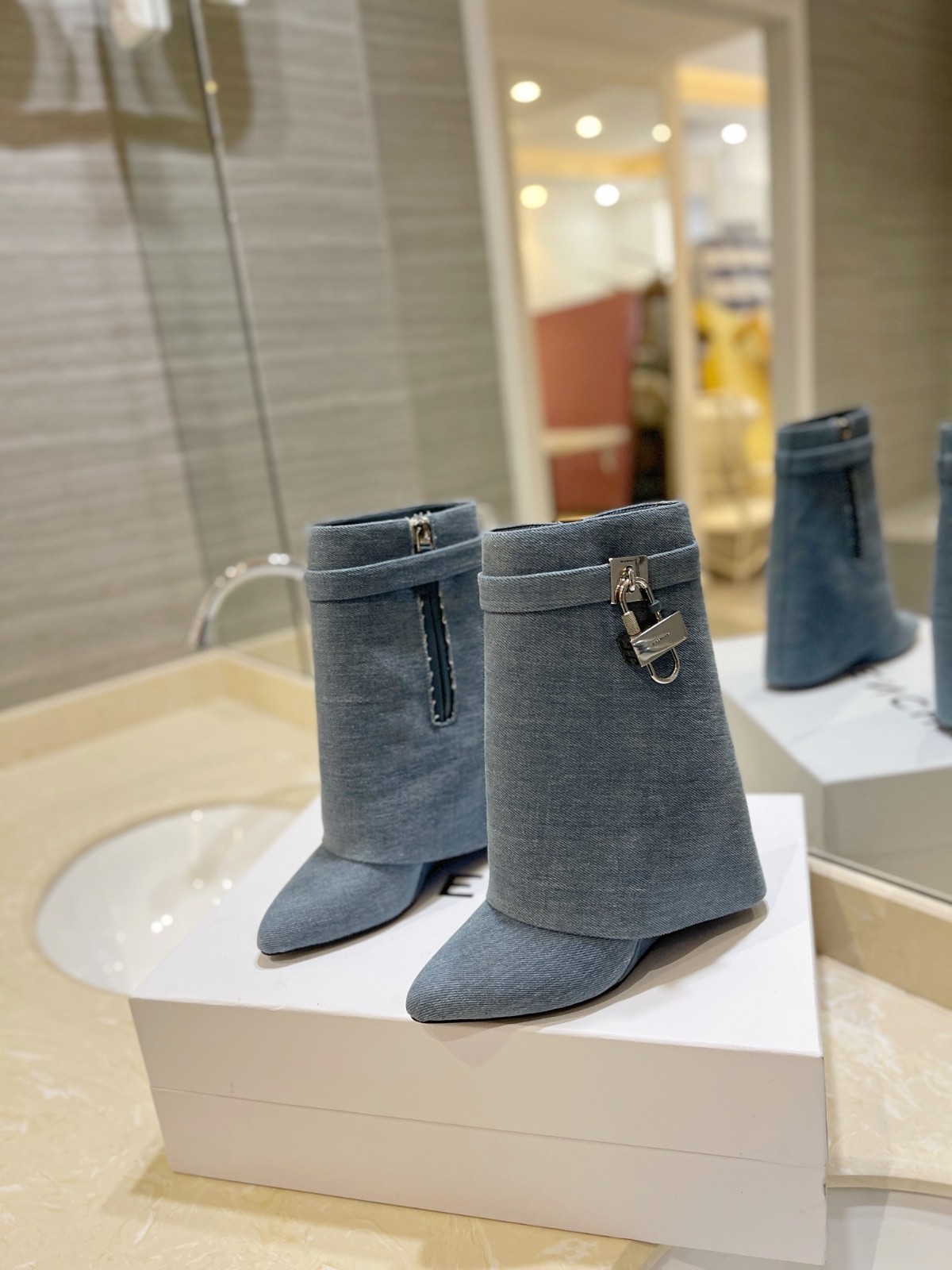 104 56123164 SIZE 35-42