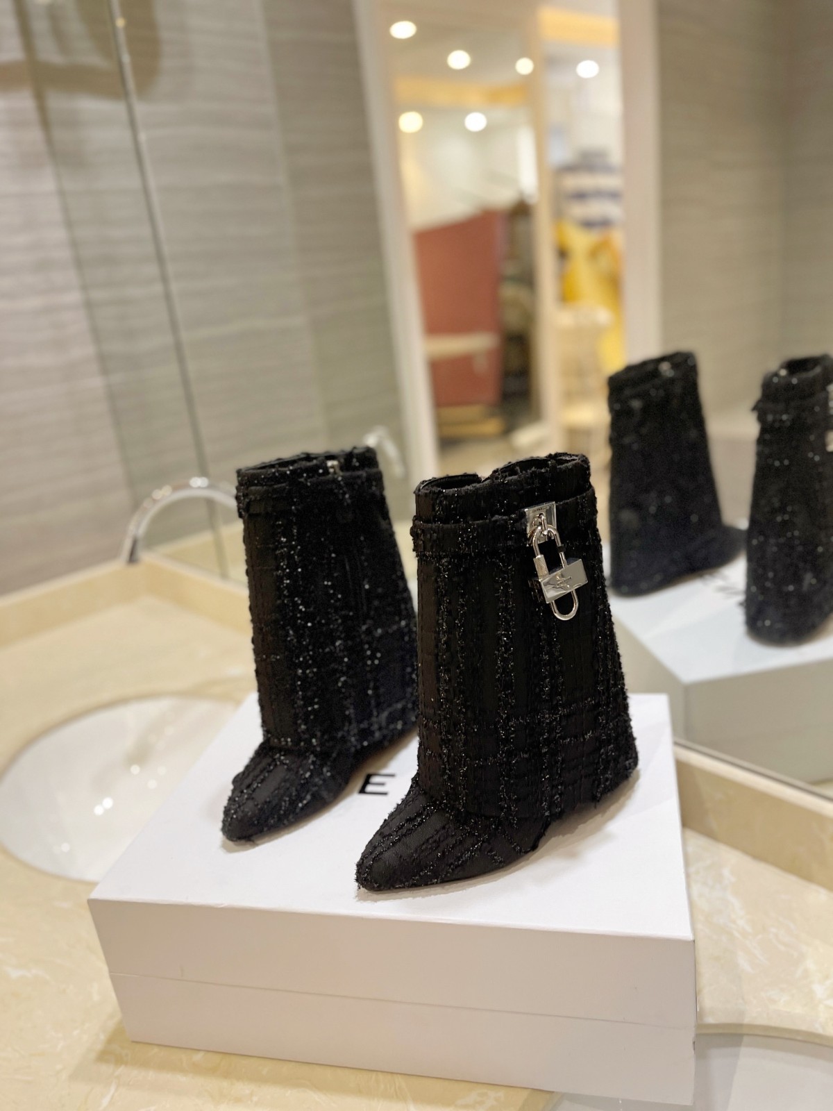 103 56123164 SIZE 35-42