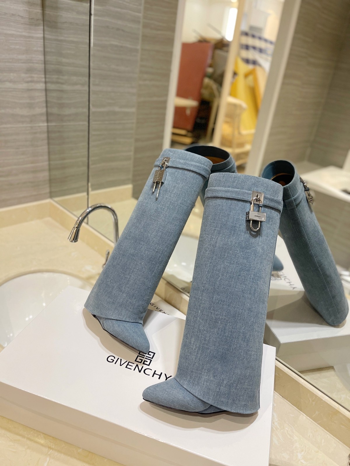 102 66123187 SIZE 35-42