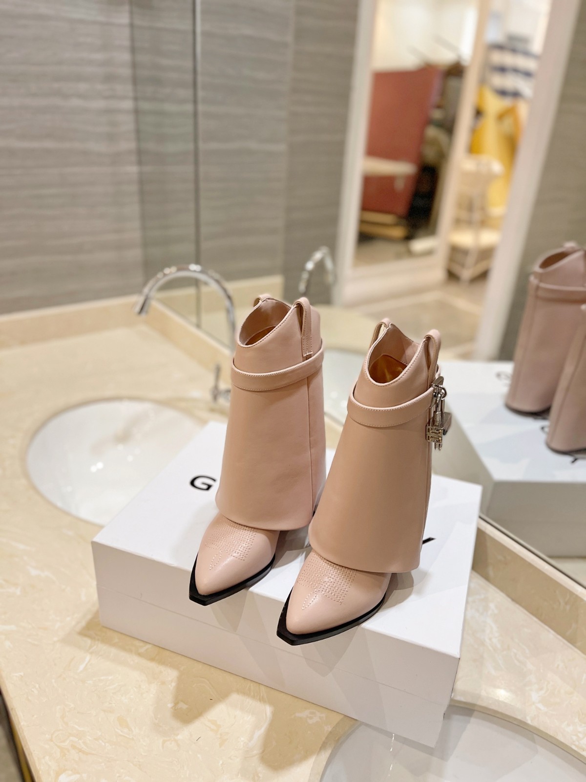 099 56123164 SIZE 35-42