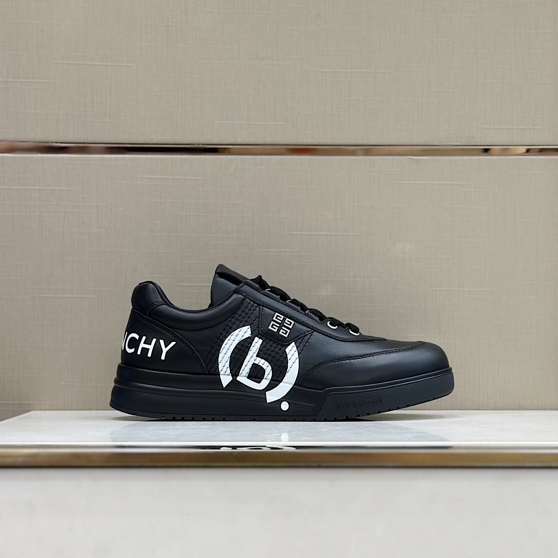 056 42123132 SIZE 38-45