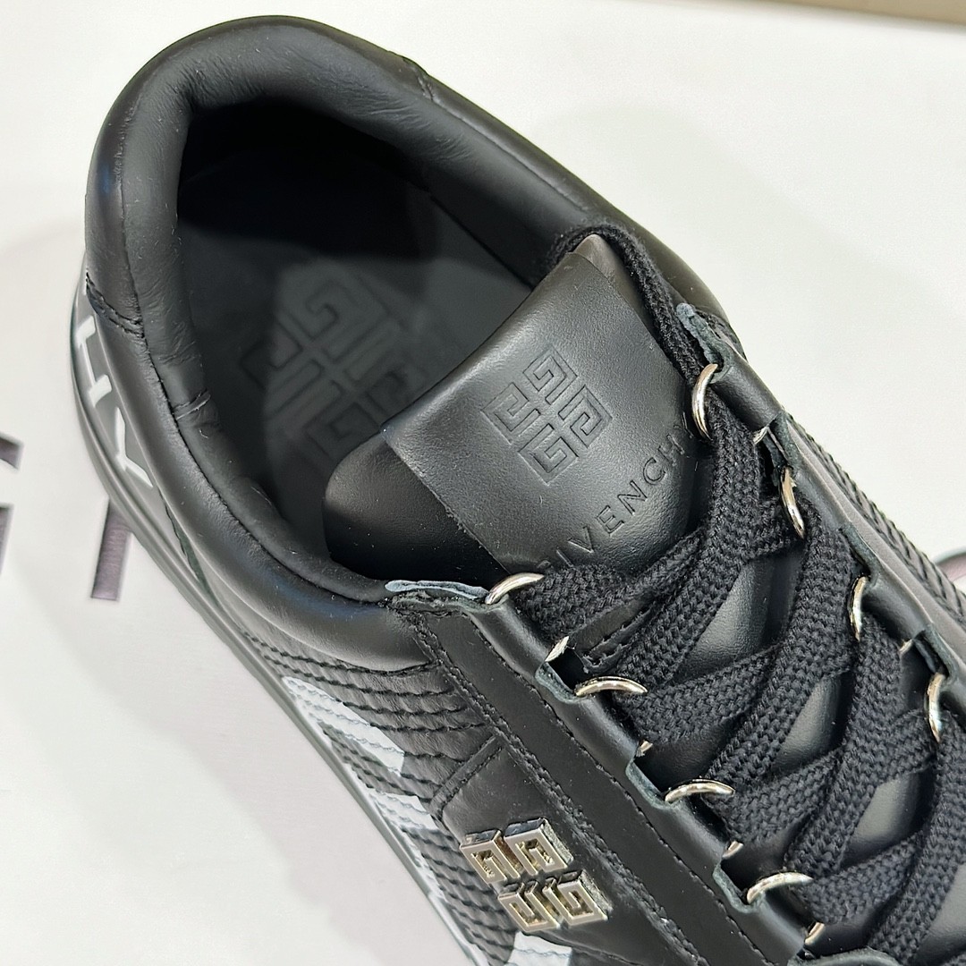 056 42123132 SIZE 38-45
