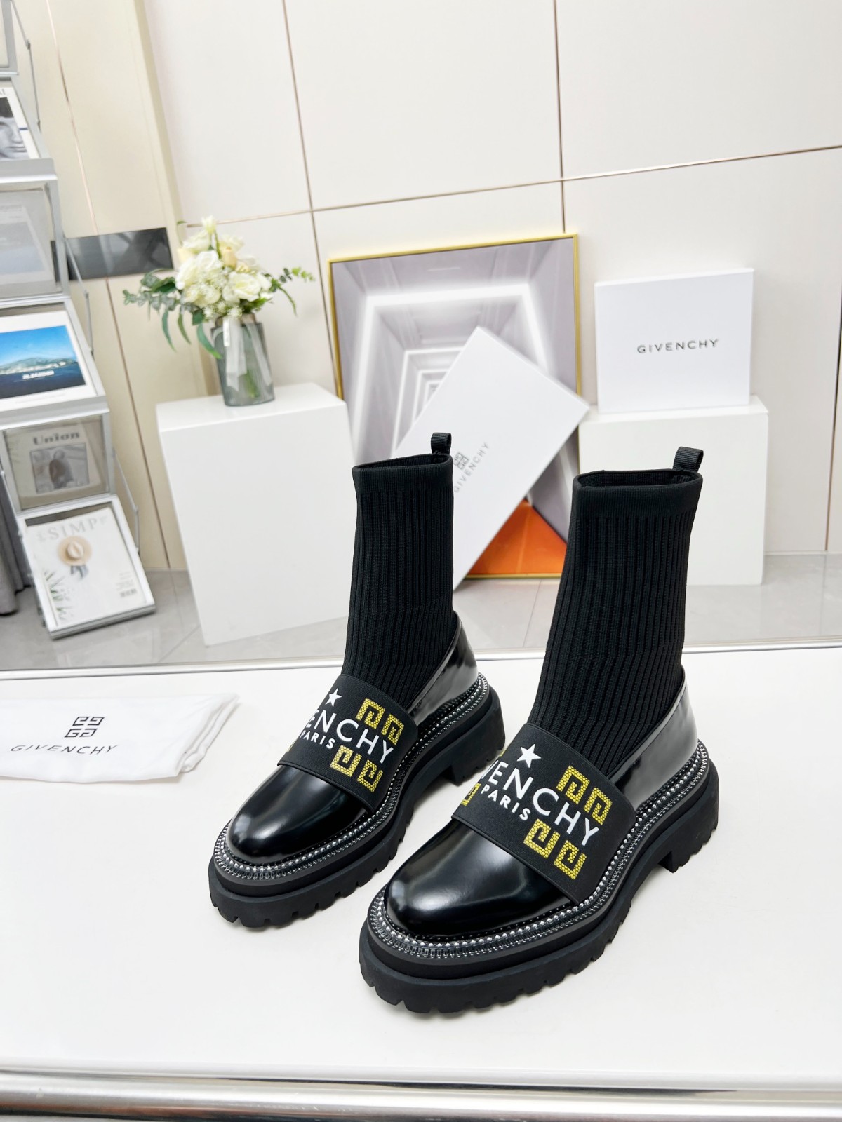 030 30123104 SIZE 35-41