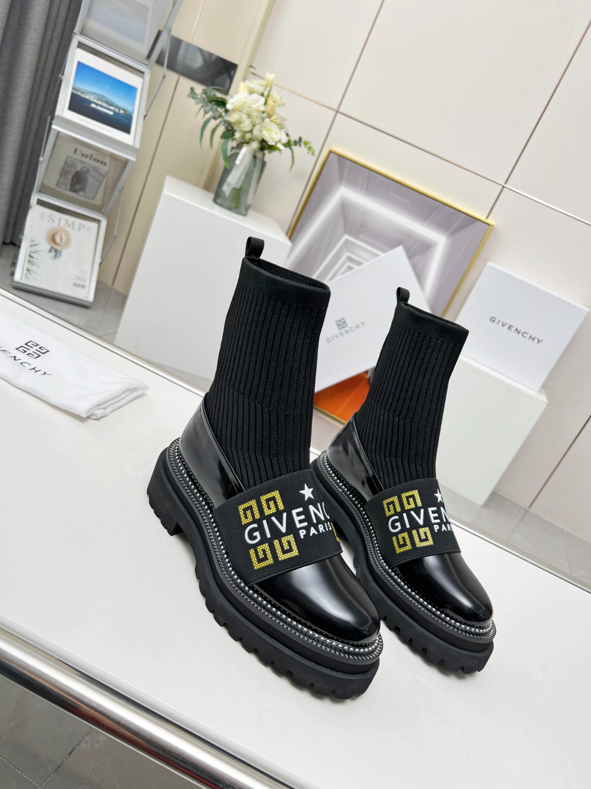 030 30123104 SIZE 35-41