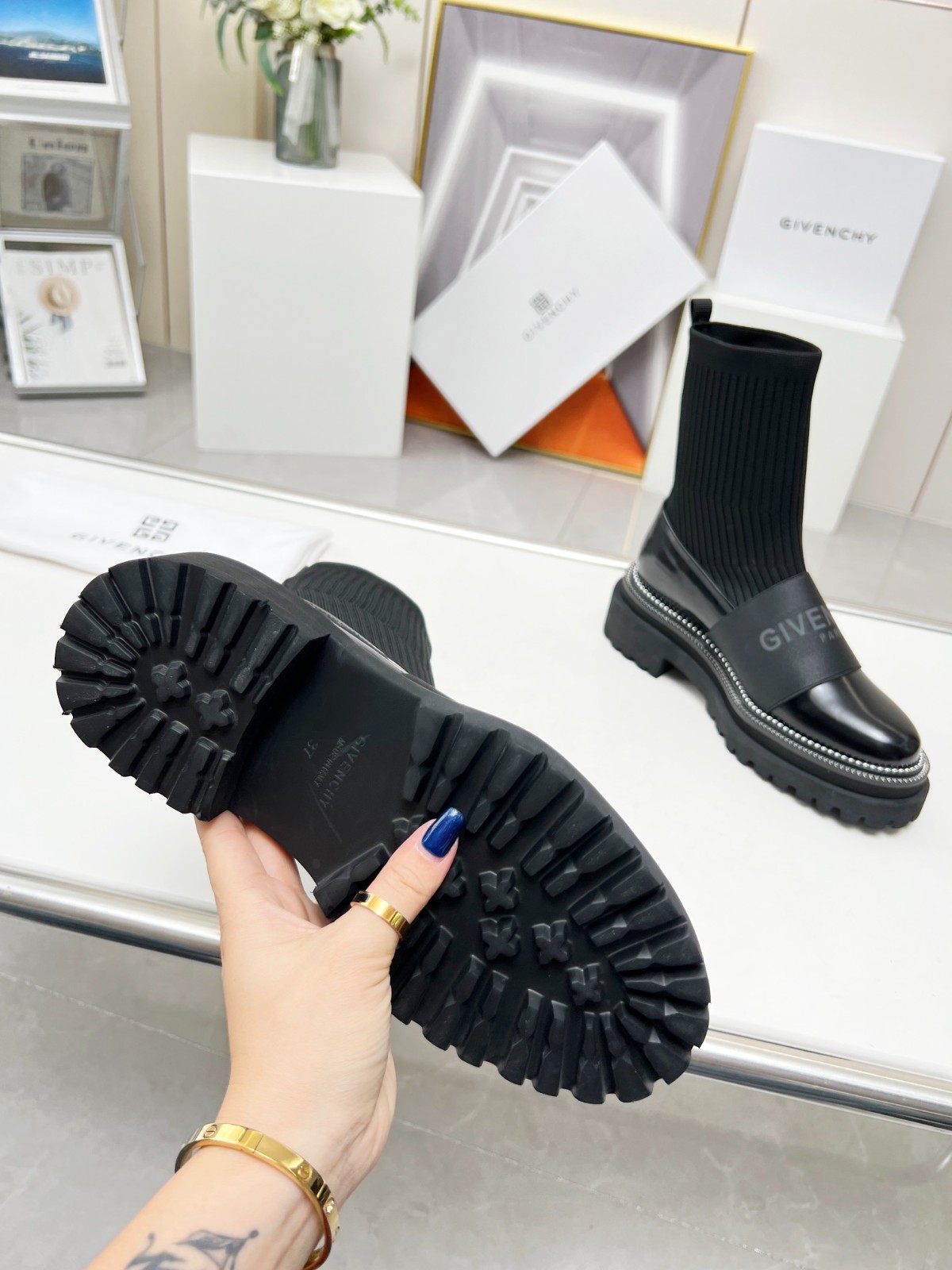 029 30123104 SIZE 35-41