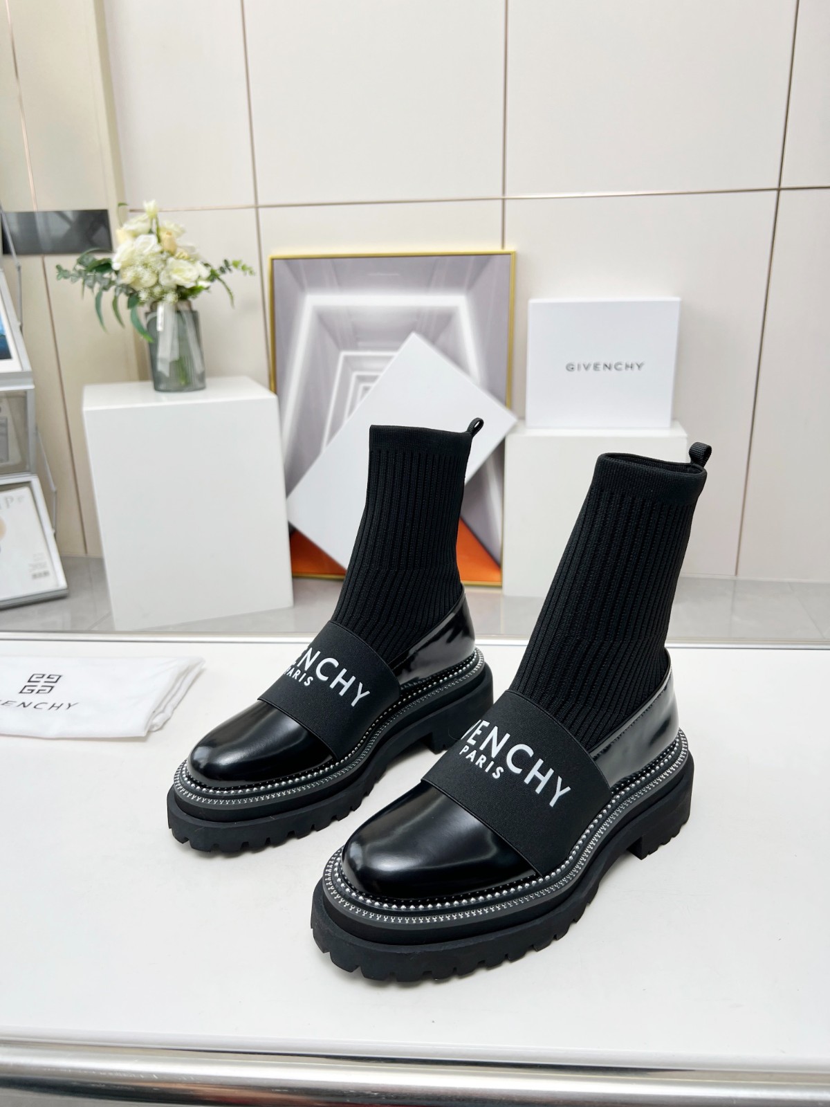 028 30123104 SIZE 35-41