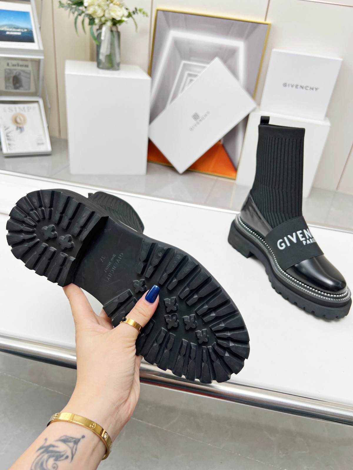028 30123104 SIZE 35-41