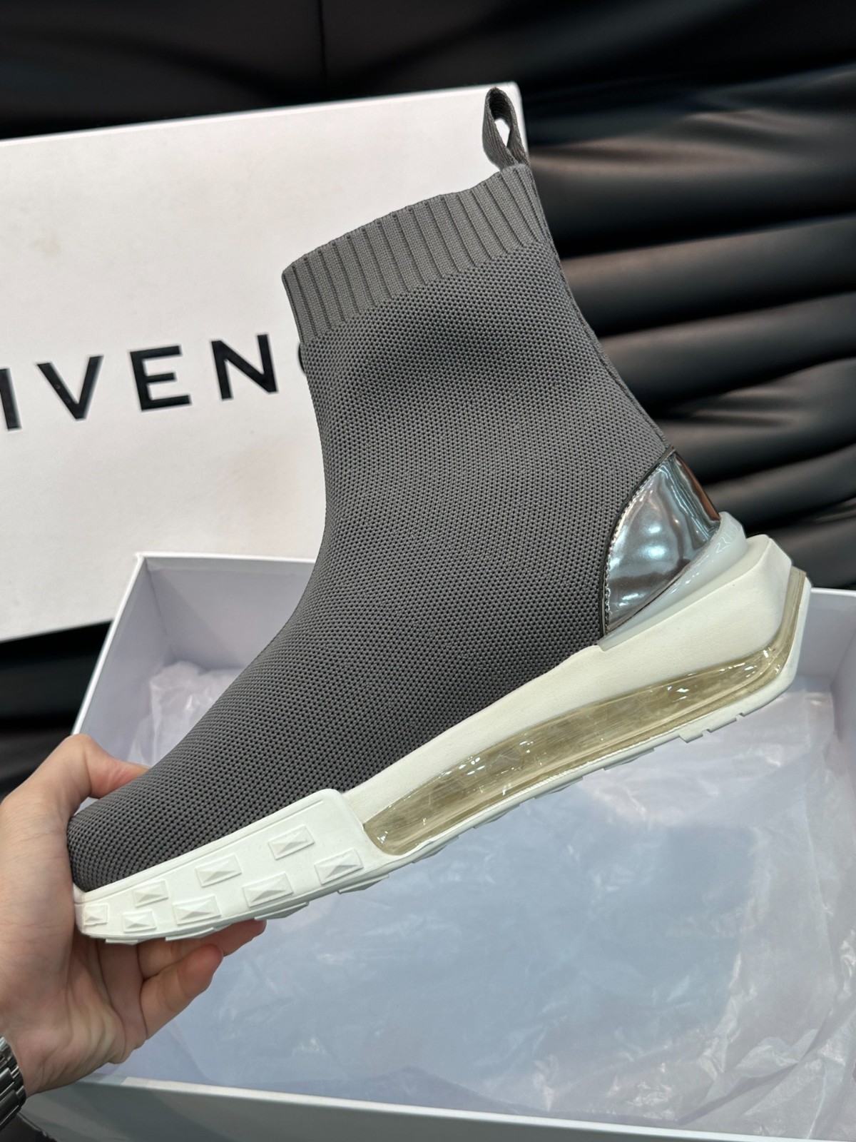 008 42123132 SIZE 38-45
