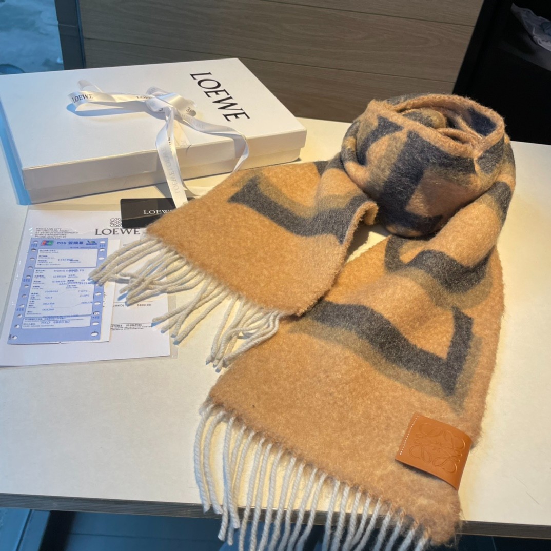 8 other brand Scarf