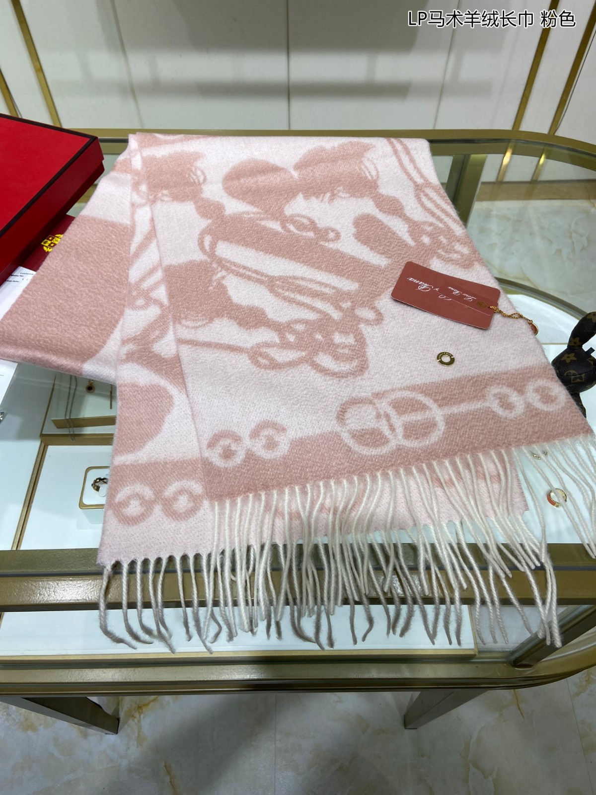 8 other brand Scarf