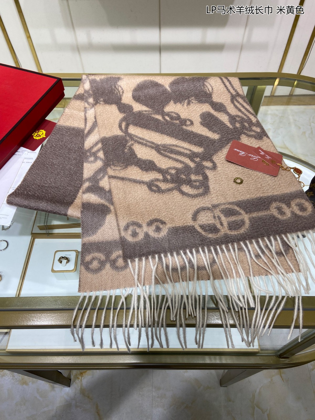 8 other brand Scarf