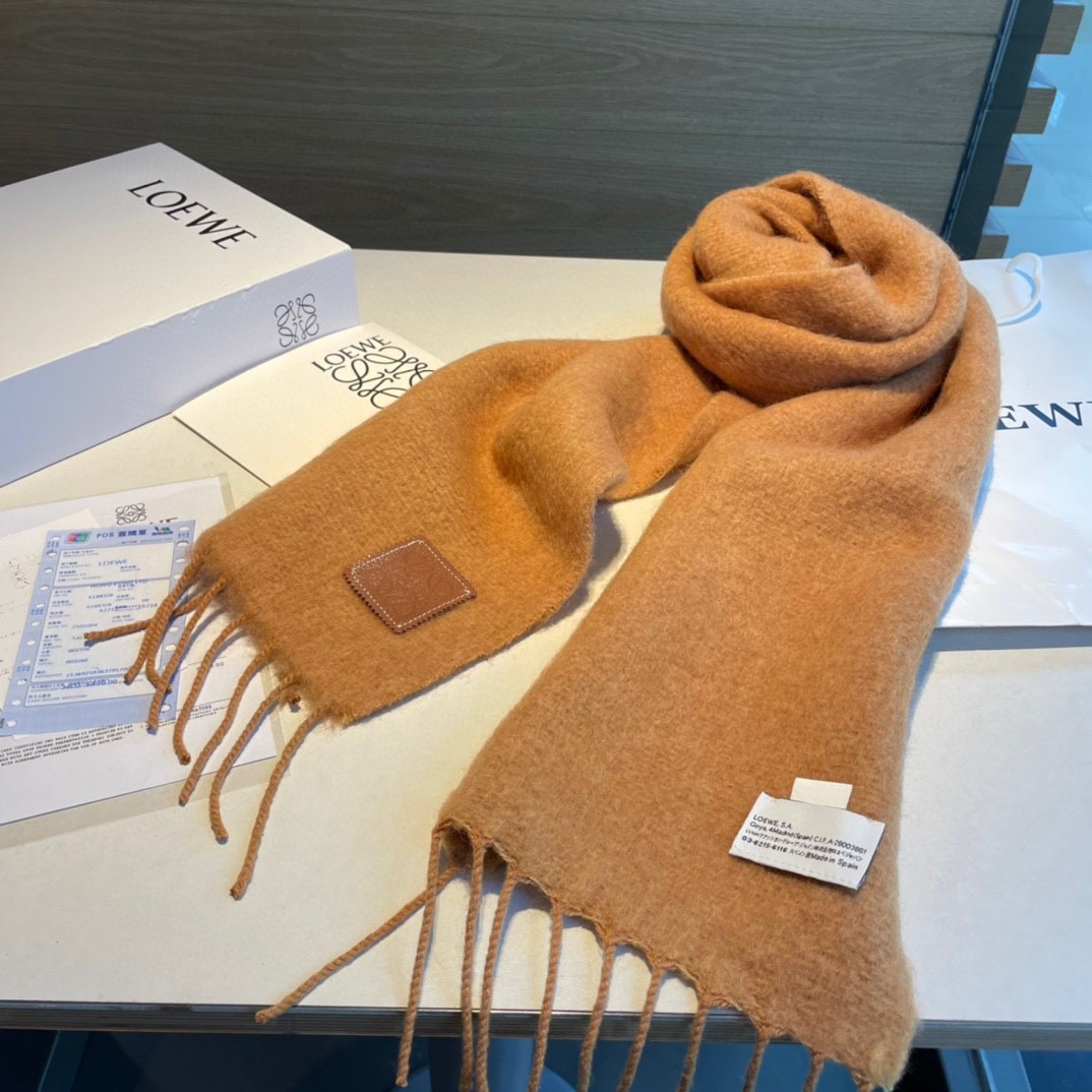 8 other brand Scarf