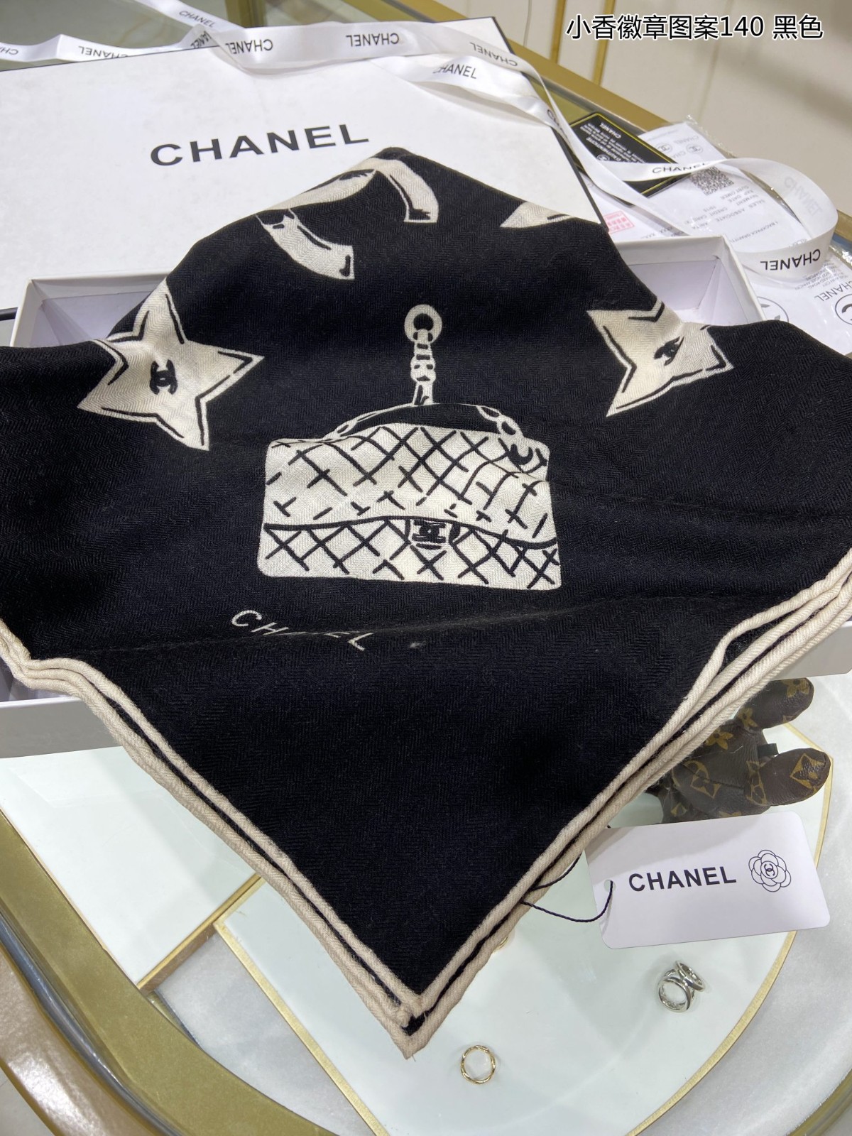 8 other brand Scarf