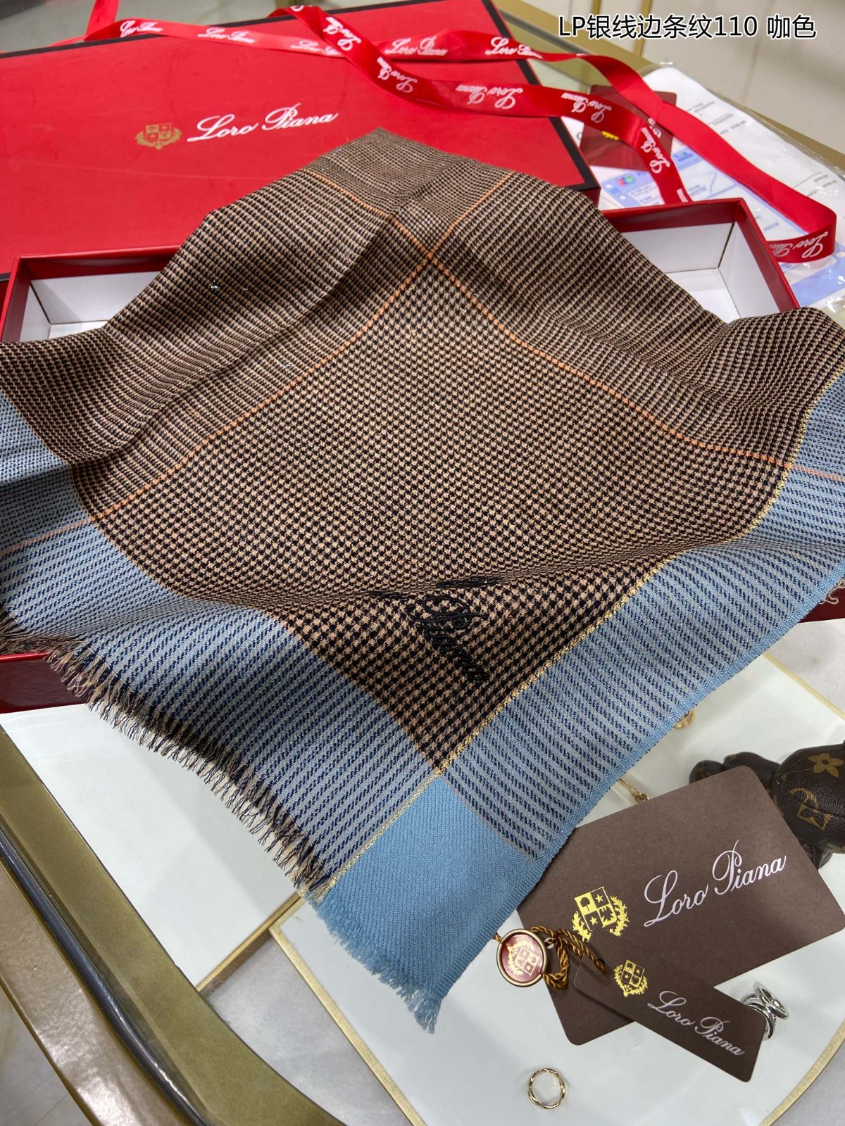 8 other brand Scarf
