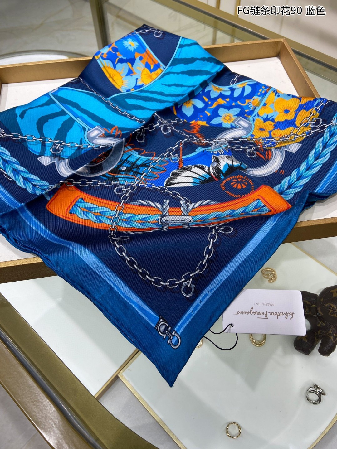8 other brand Scarf