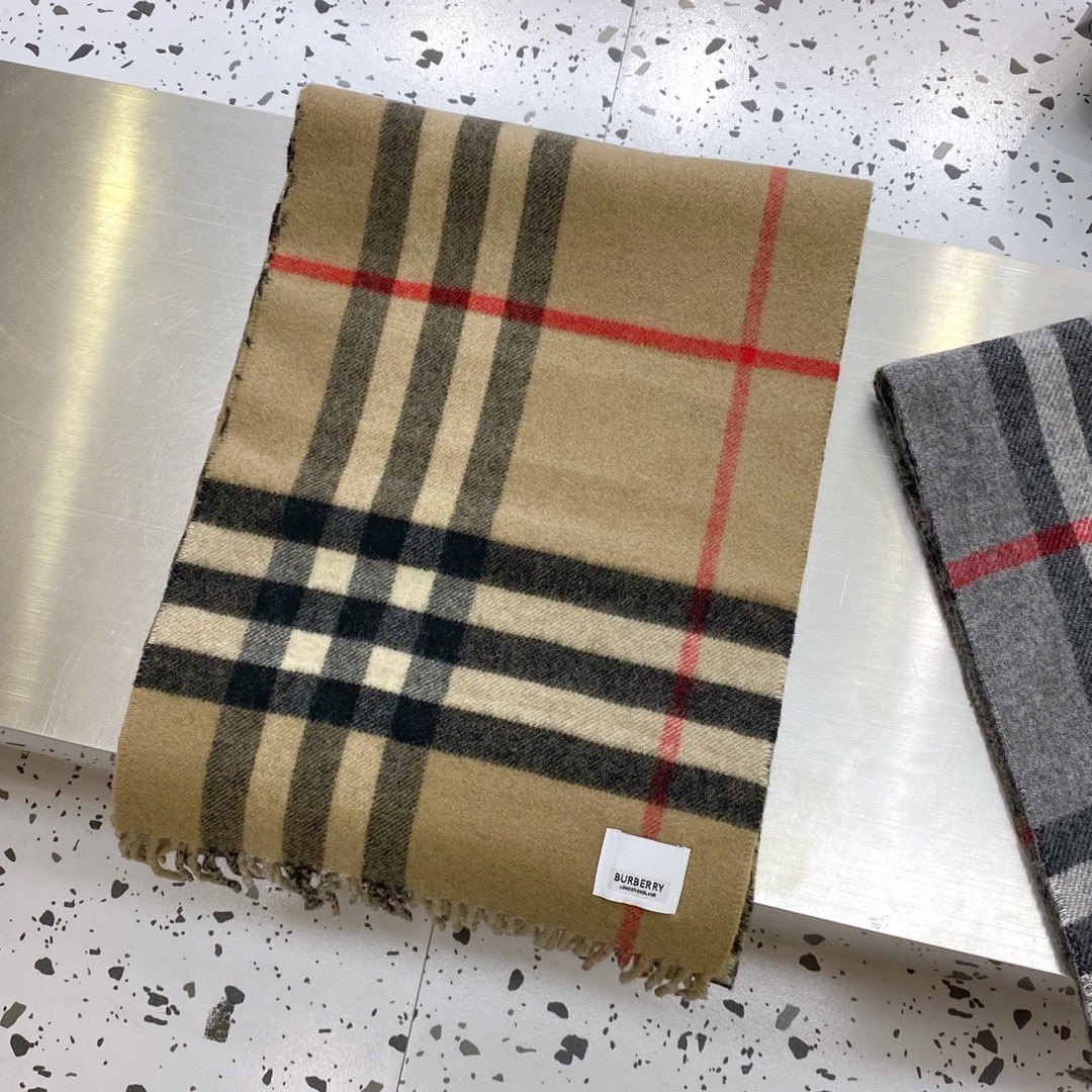 7 Bur berry Scarf