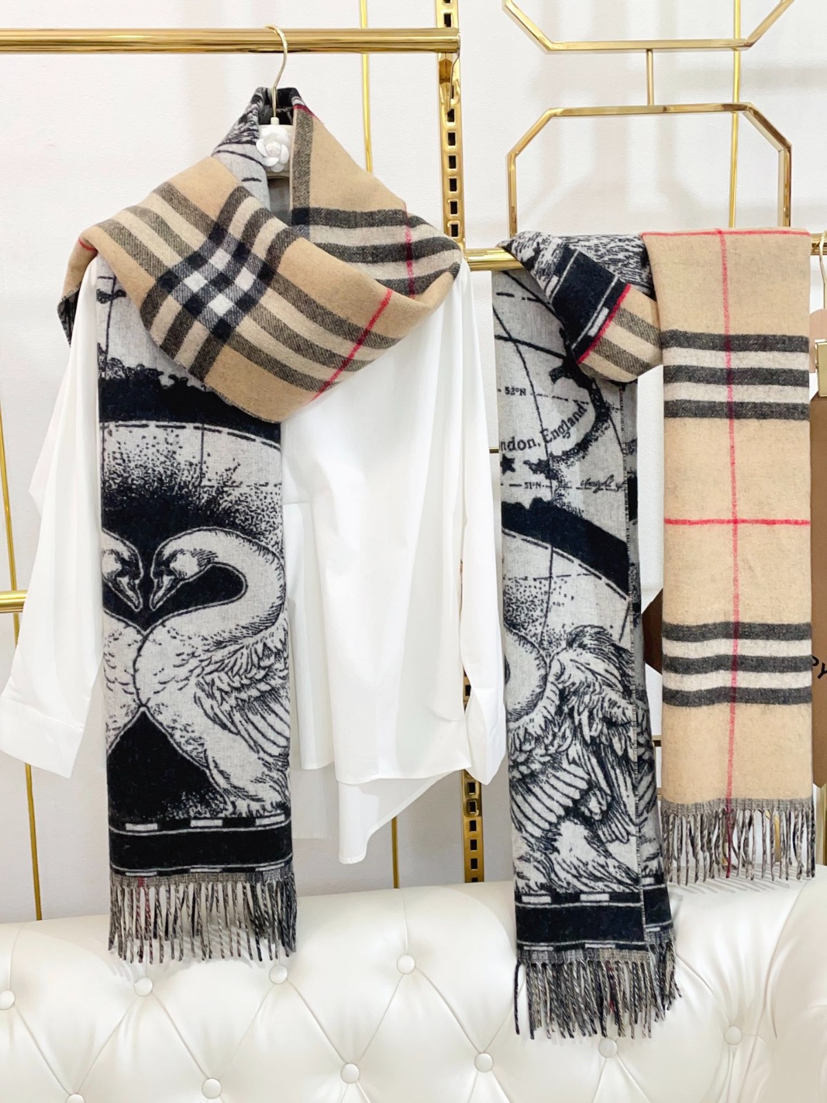 7 Bur berry Scarf