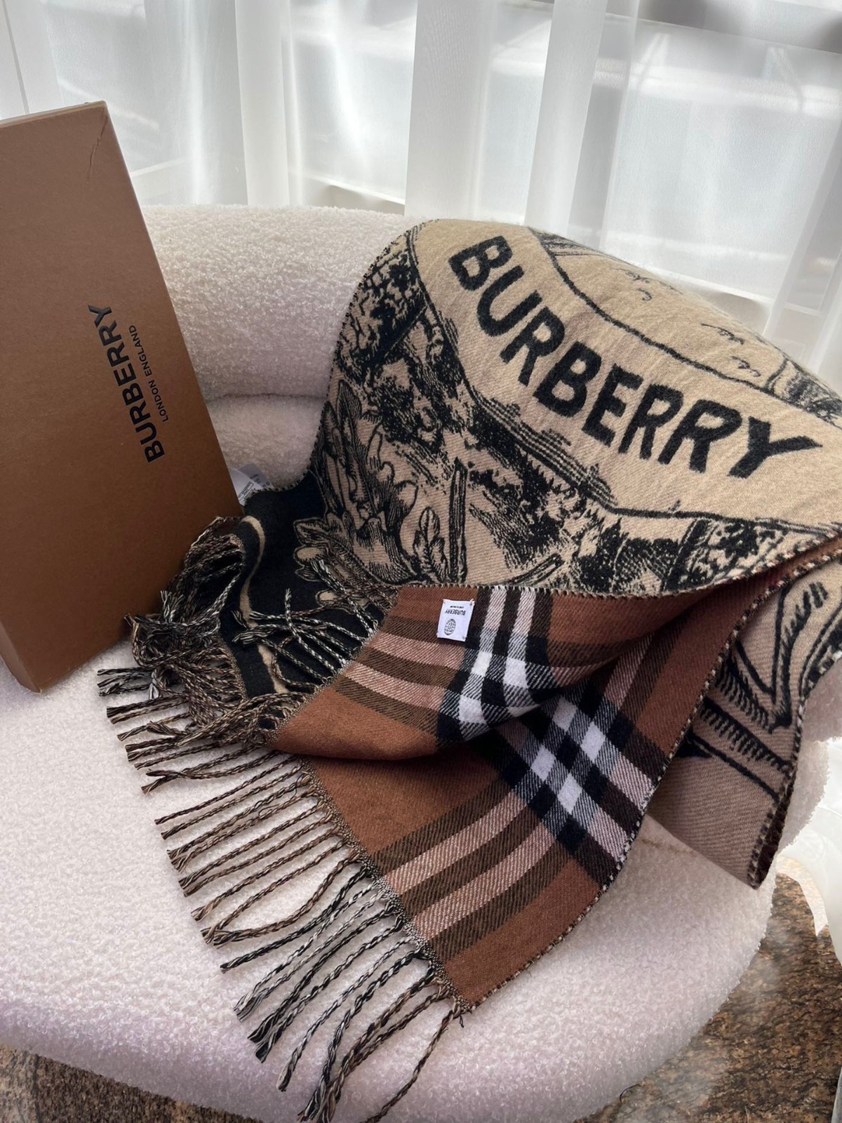 7 Bur berry Scarf