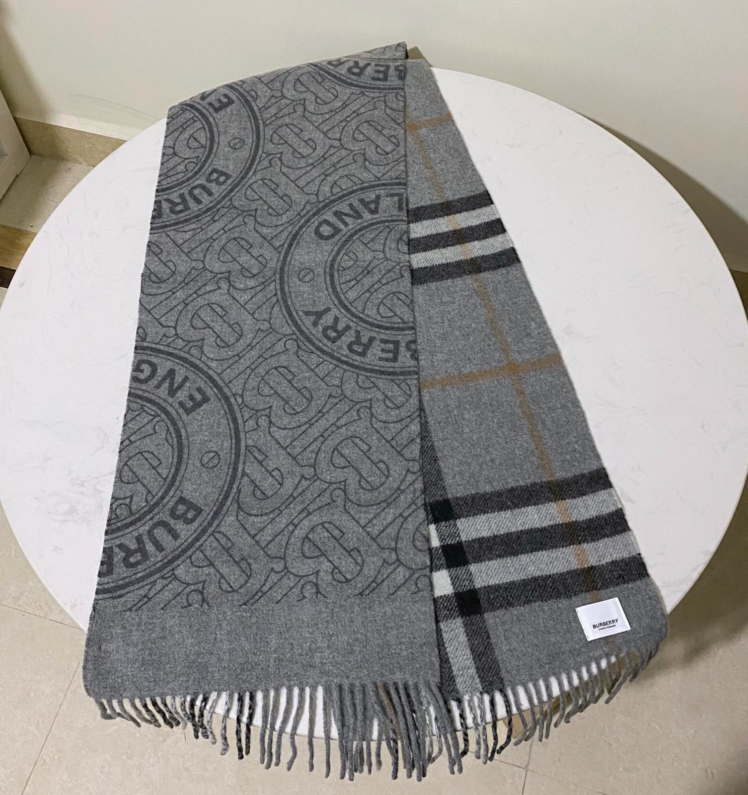 7 Bur berry Scarf