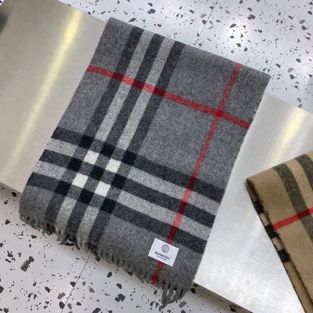 7 Bur berry Scarf
