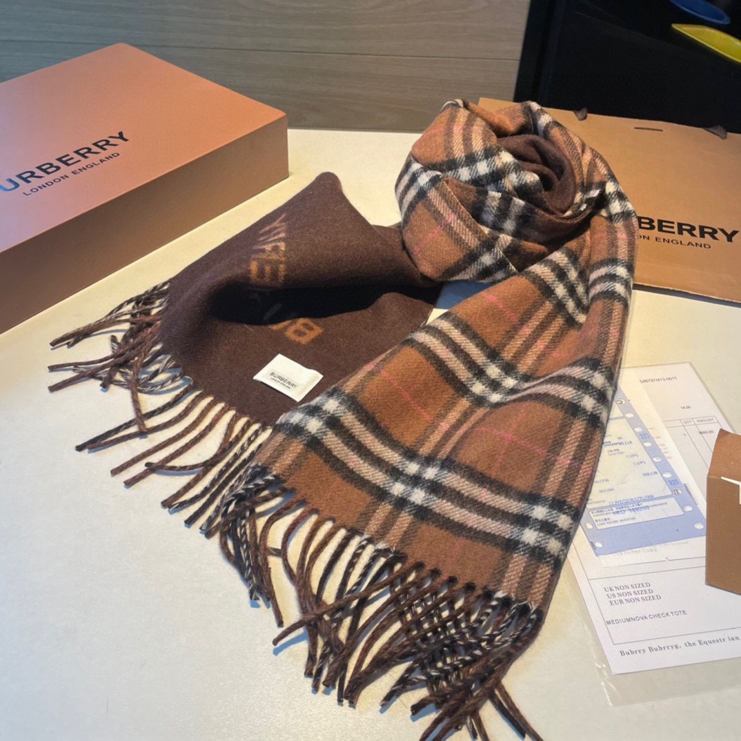 7 Bur berry Scarf