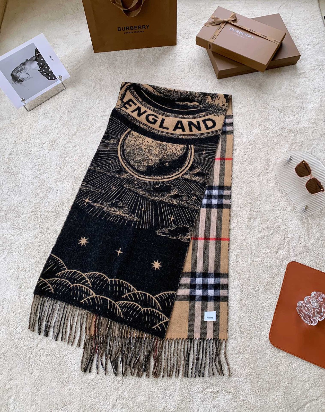 7 Bur berry Scarf