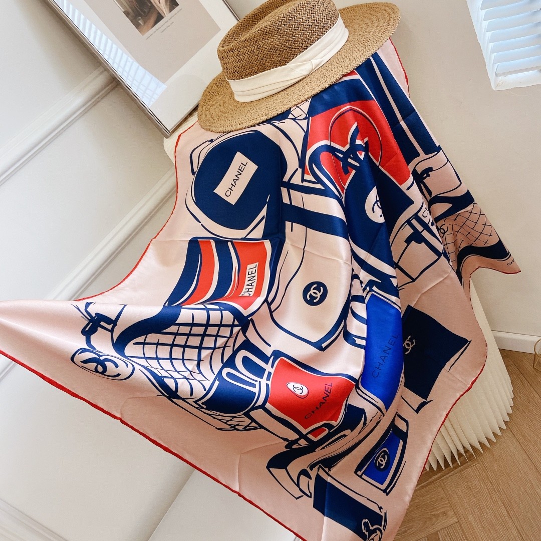 C hanel Scarf