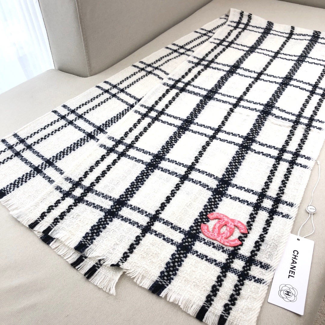 3 C Scarf