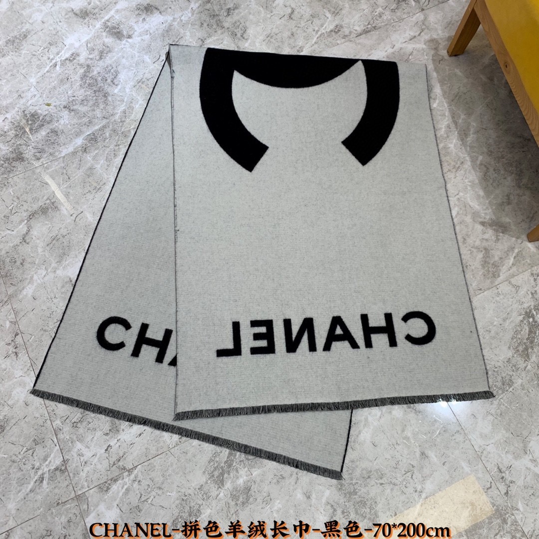 3 C Scarf