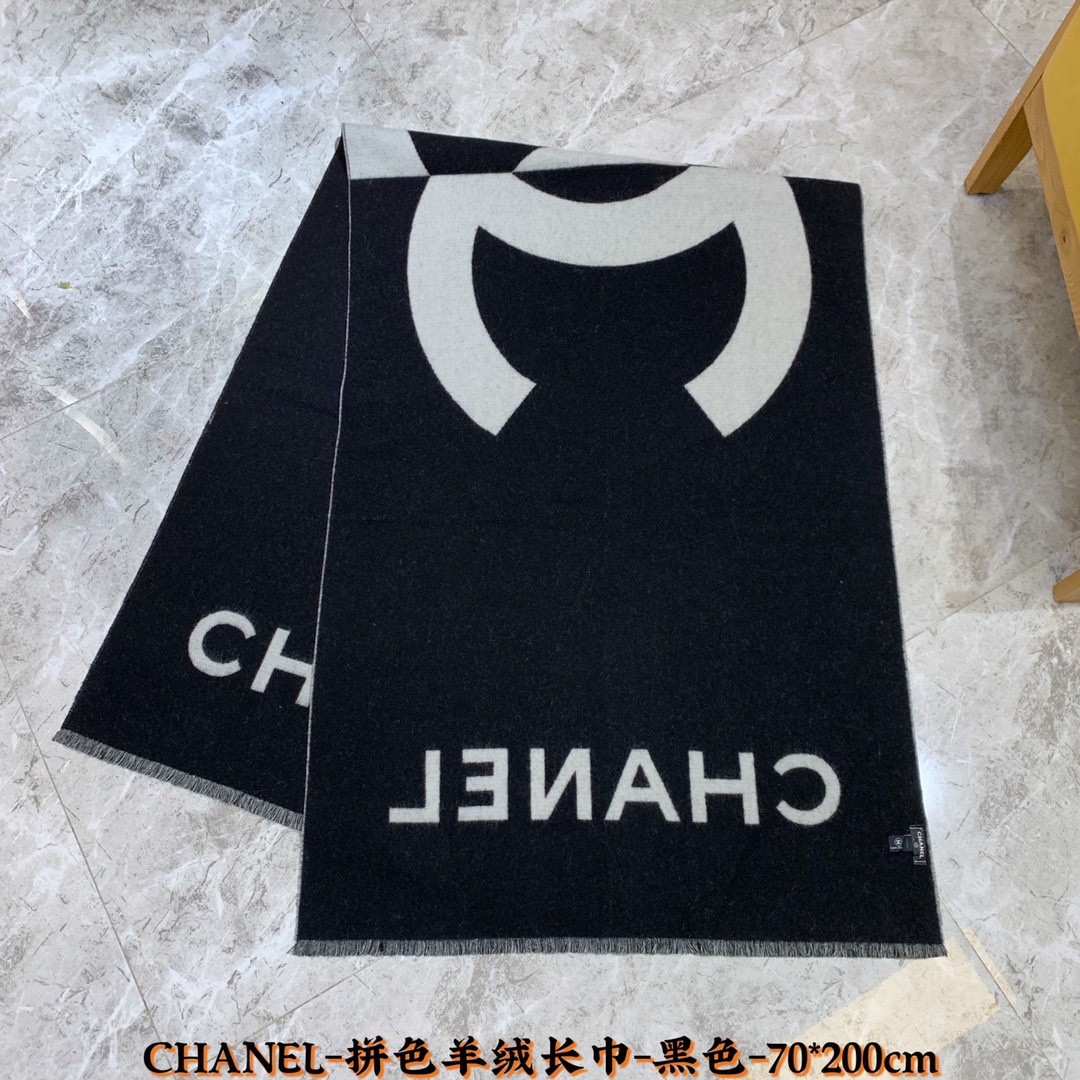 3 C Scarf