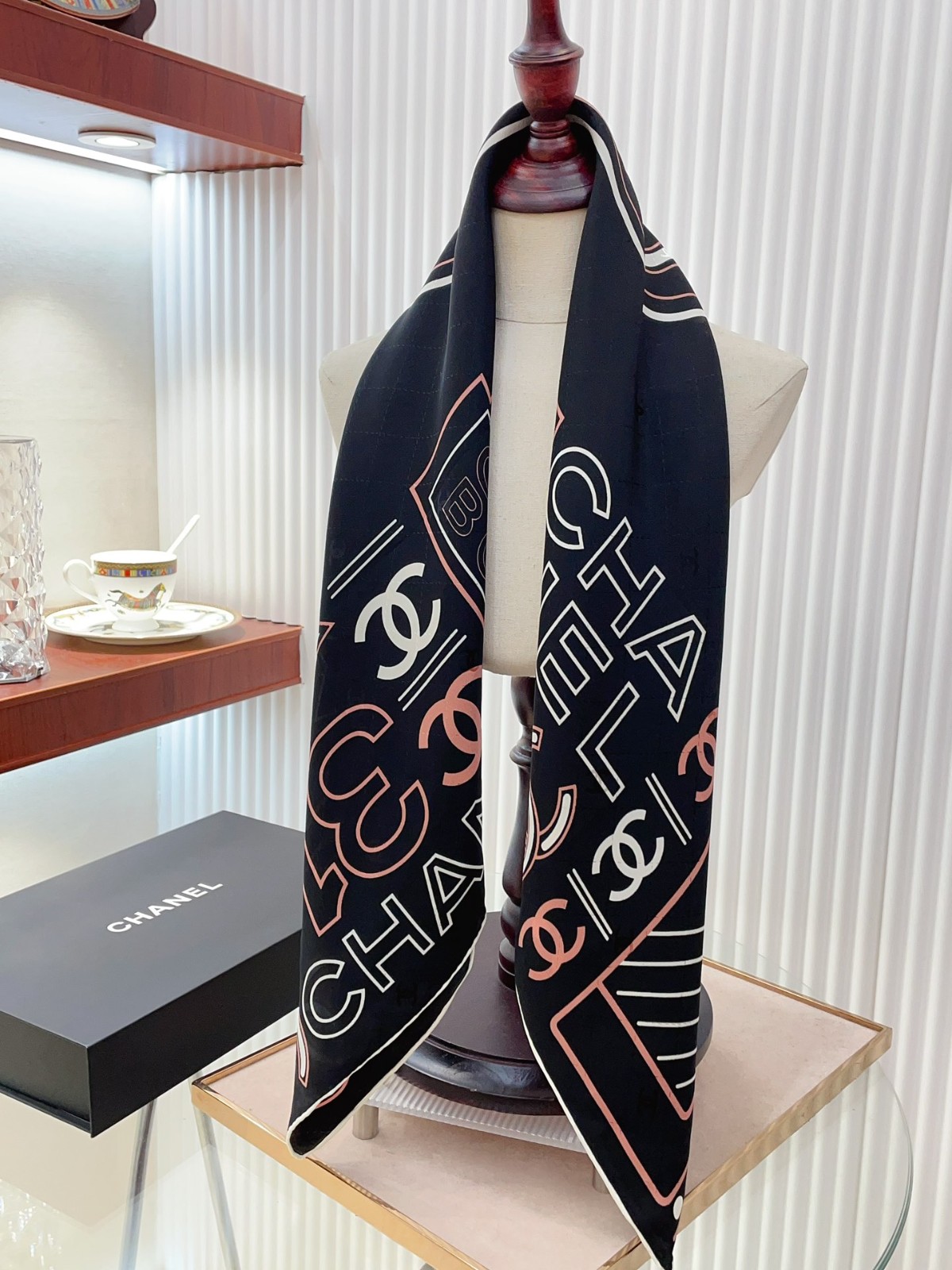 3 C Scarf