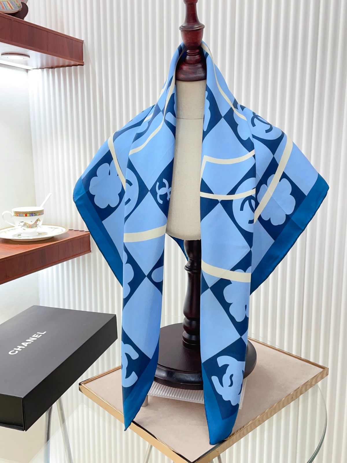 3 C Scarf