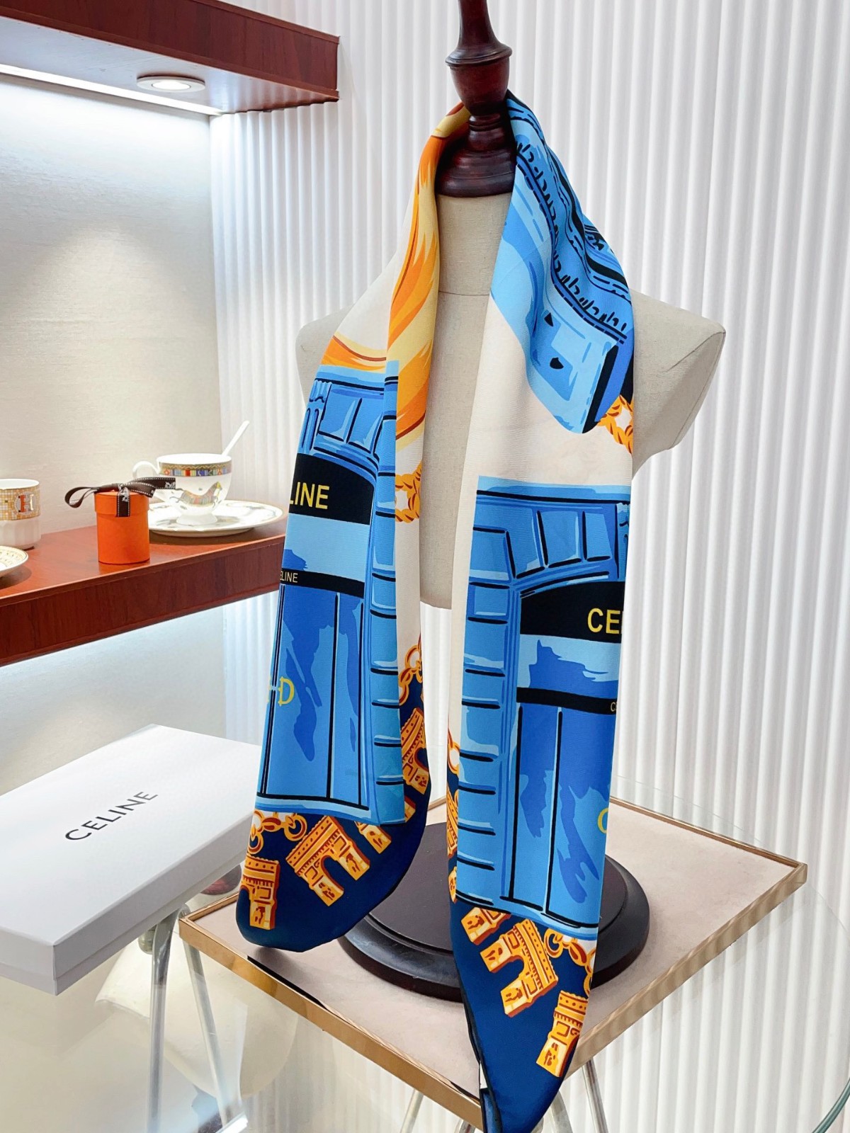 3 C Scarf