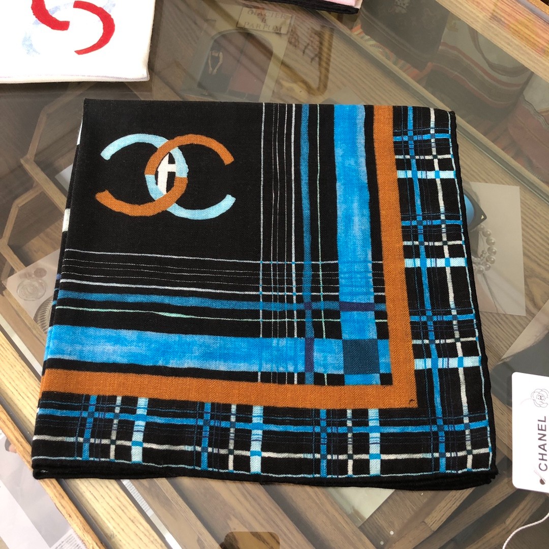 3 C Scarf