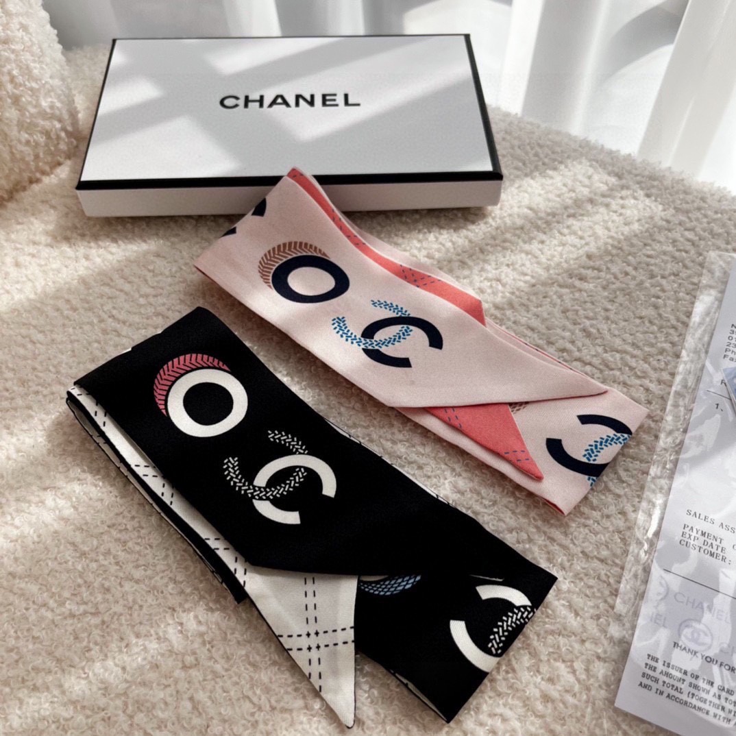 3 C Scarf
