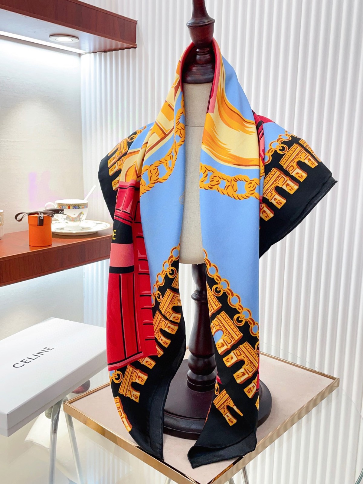 3 C Scarf