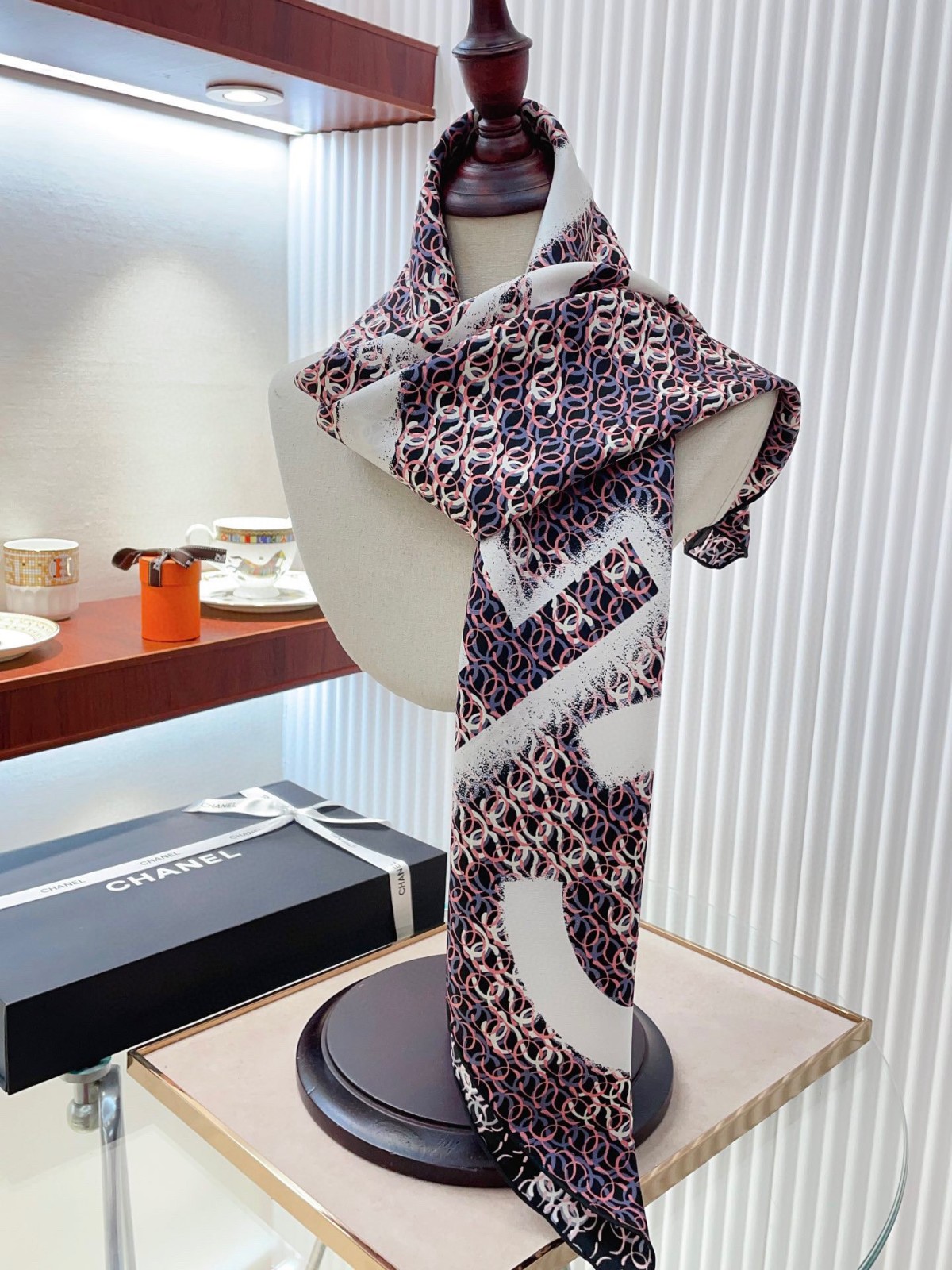 3 C Scarf