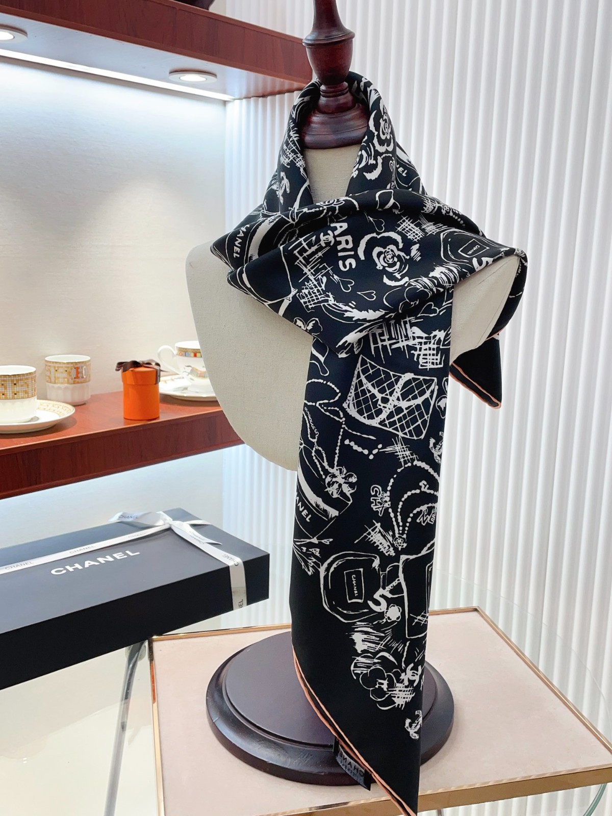 3 C Scarf