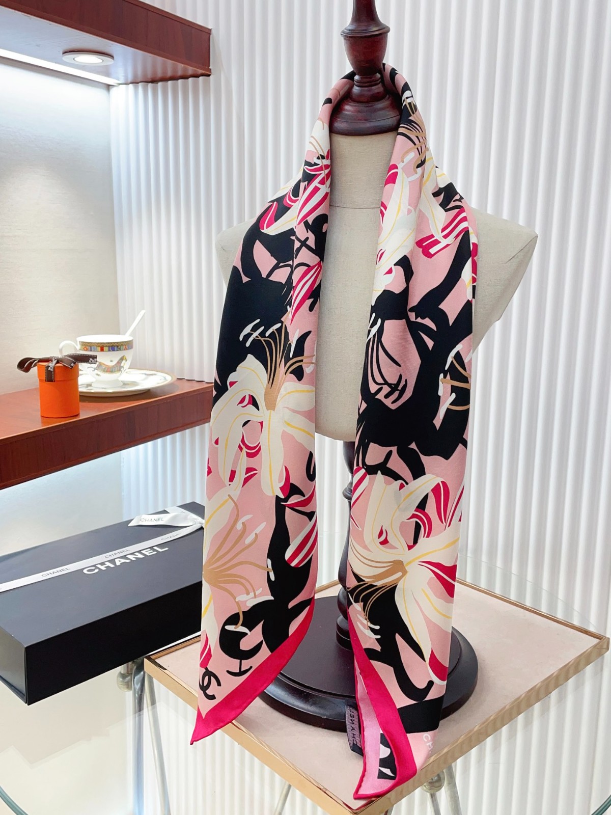 3 C Scarf