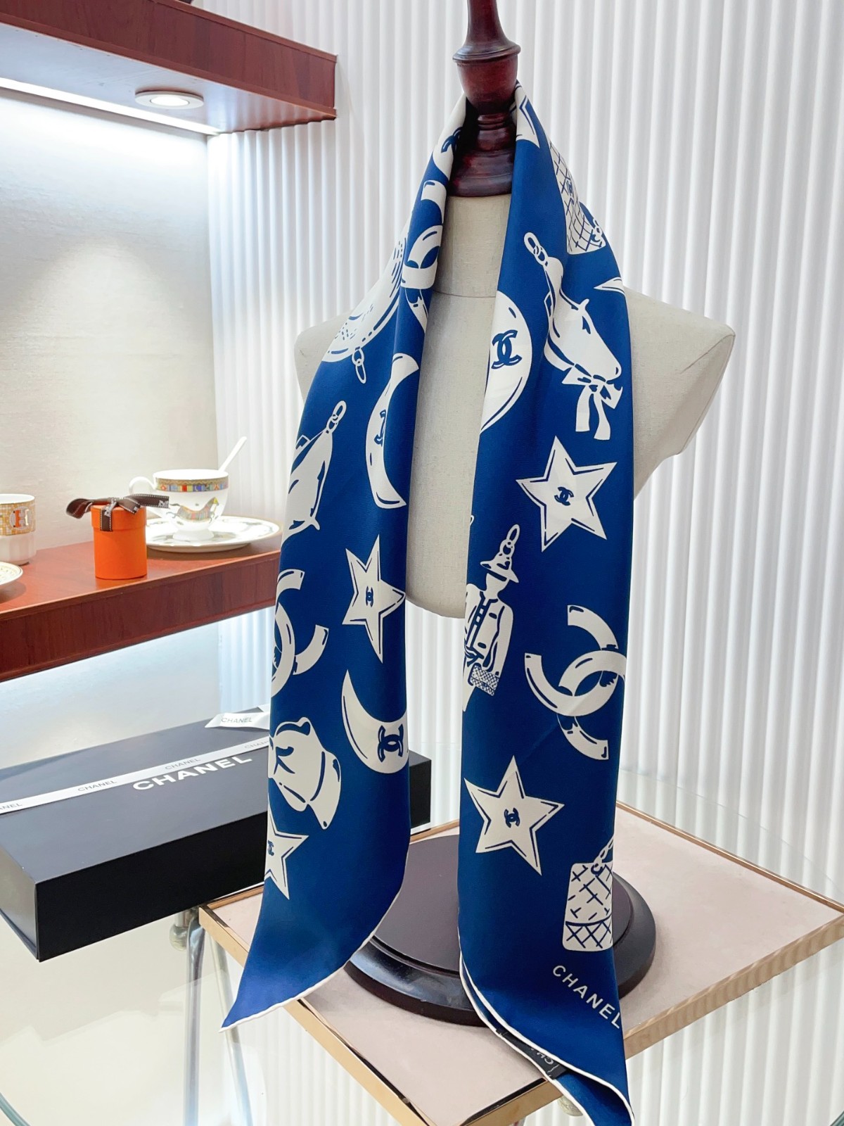 3 C Scarf