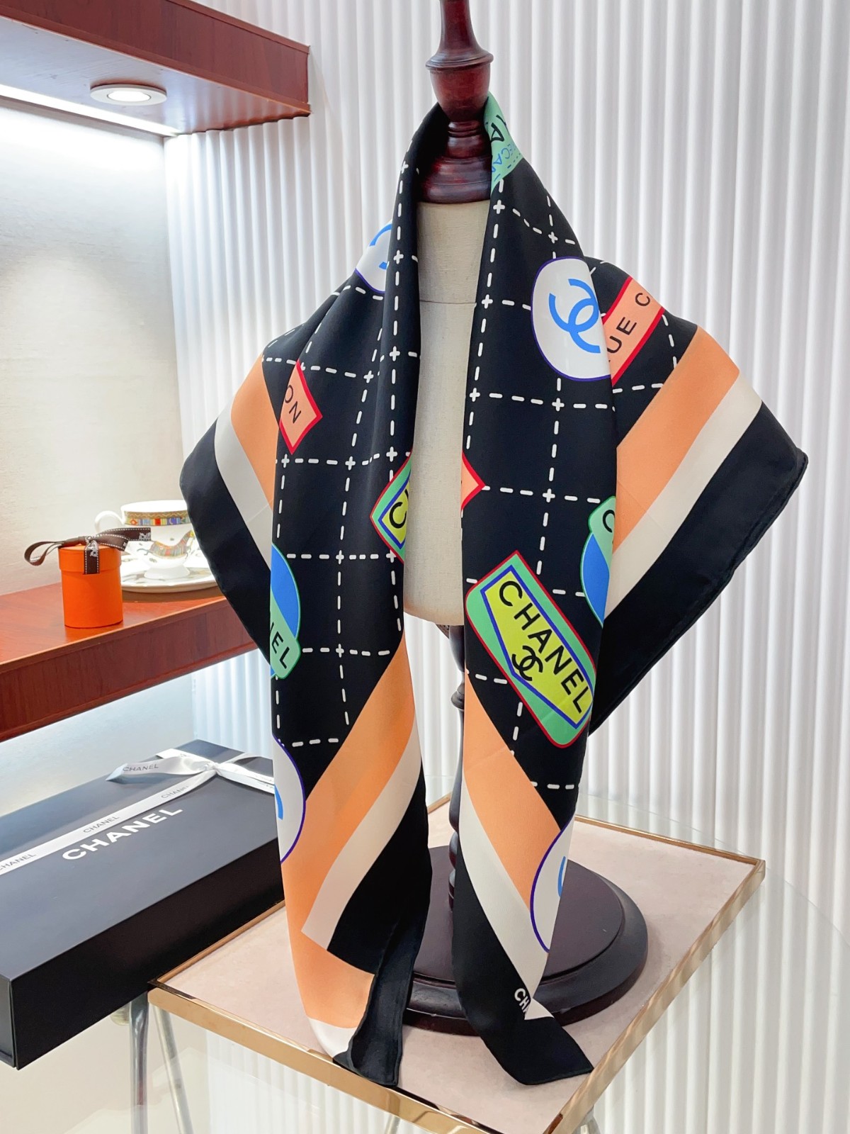 3 C Scarf