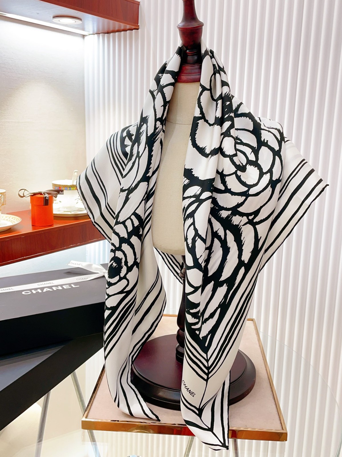 3 C Scarf