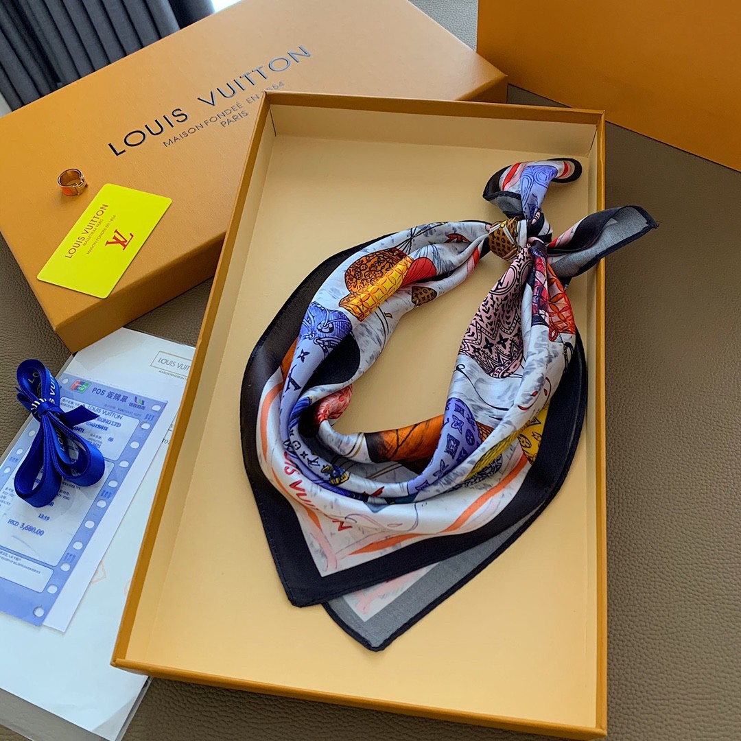 L-V Scarf
