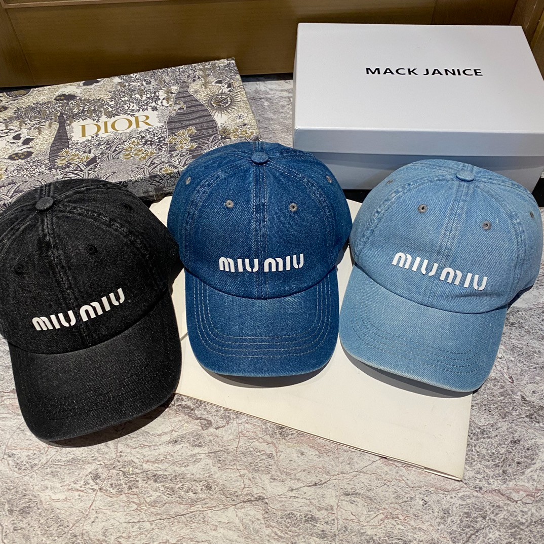 16 Miu miu