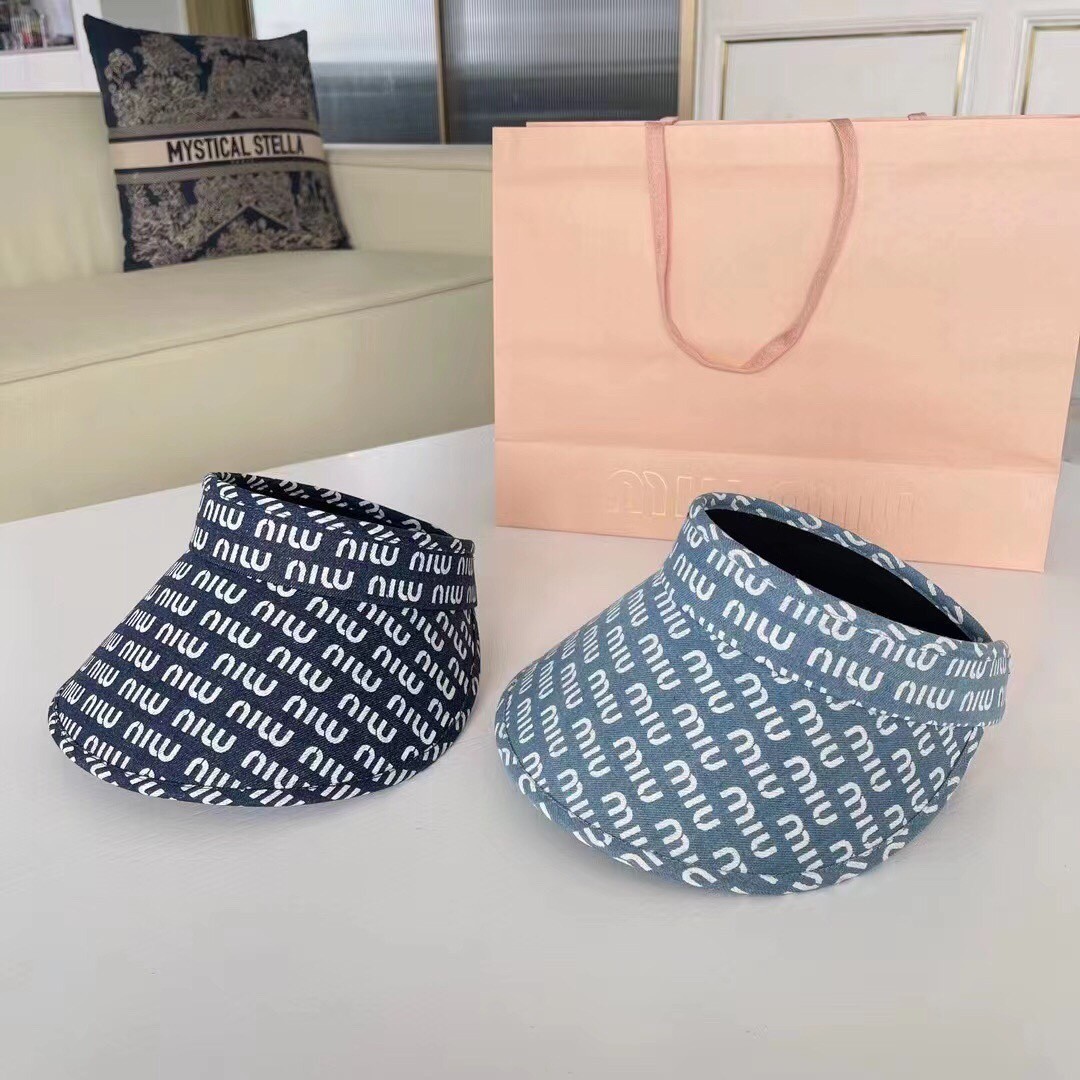 16 Miu miu