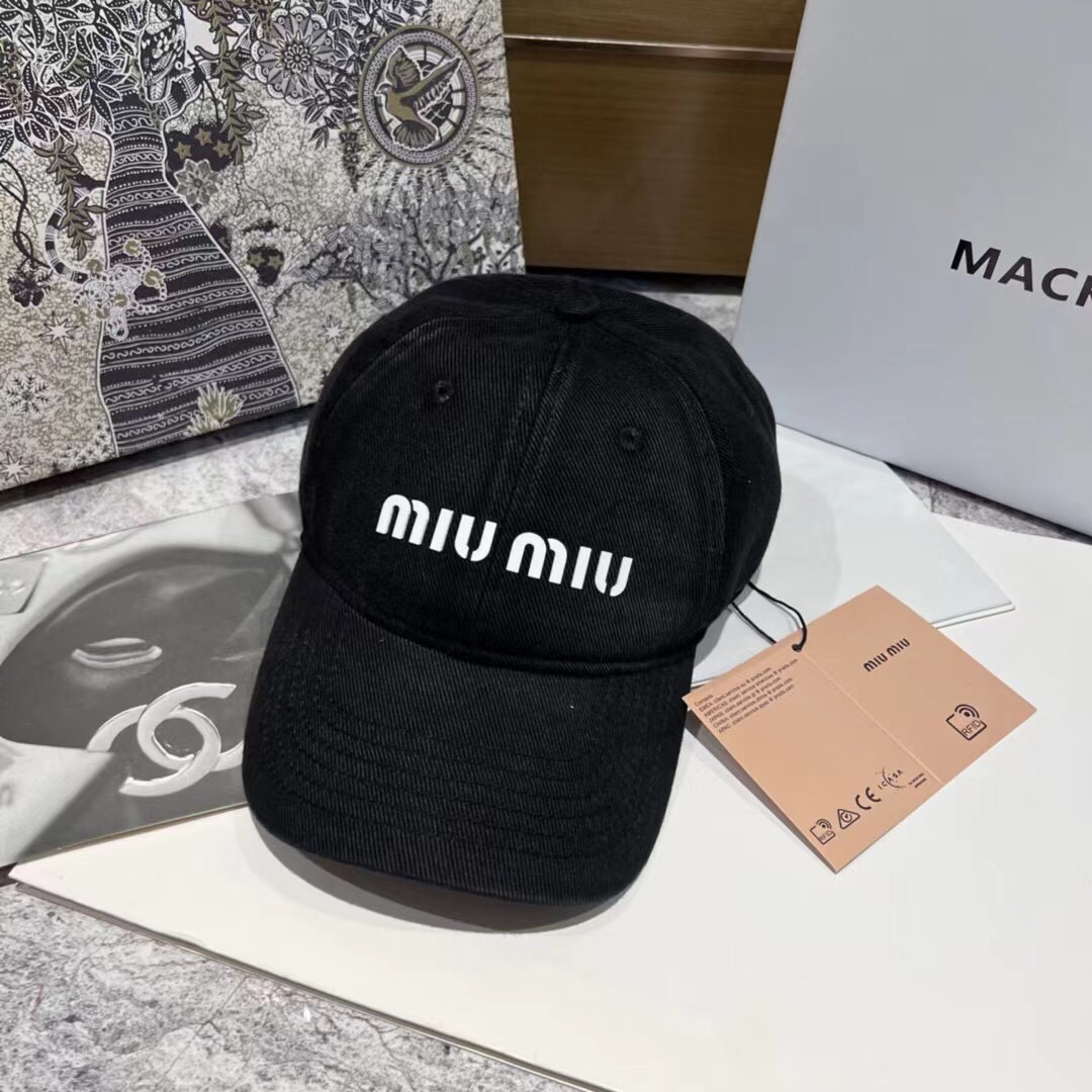 16 Miu miu