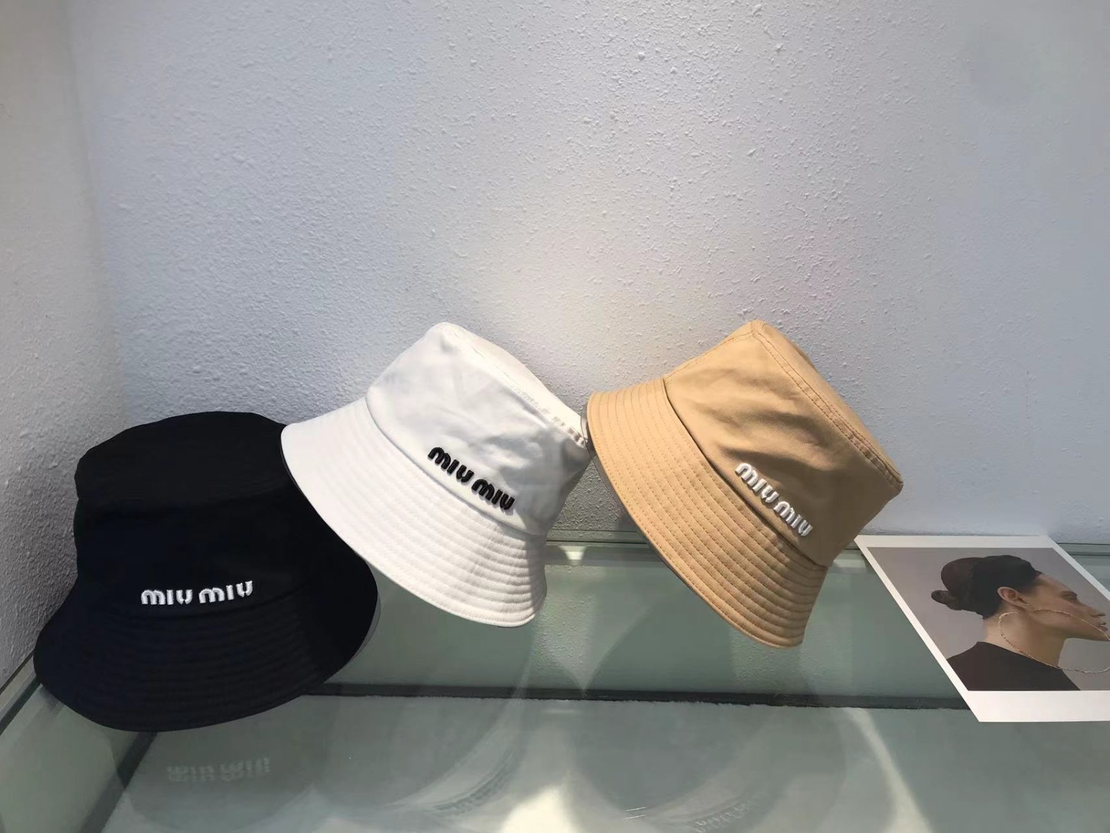 16 Miu miu