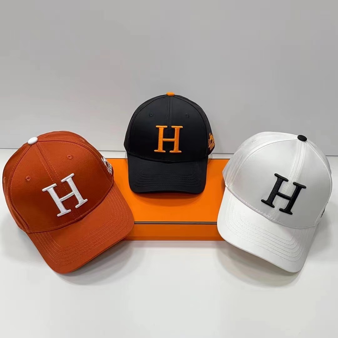 13 Her mes cap